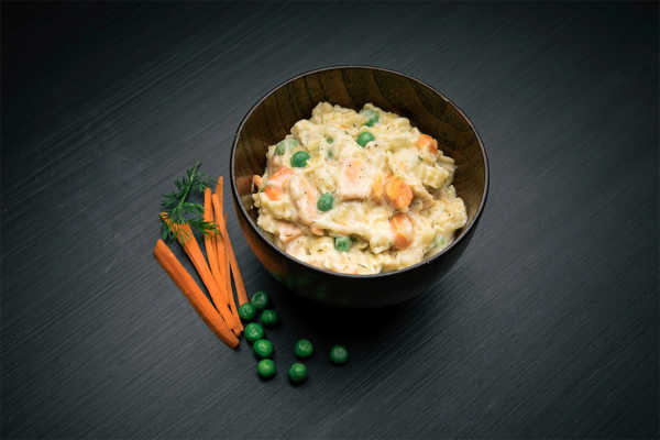 Real Field Meal(リアル・フィールドミール)クリーミーサーモンパスタ 601kcal フリーズドライ