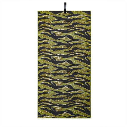 M-TAC（エムタック） Microfiber Towel 150×75cm Tiger Stripes マイクロファイバータオル（10559000）