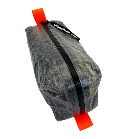 UltimaPeak（ウルティマピーク）AeroStash™（エアロスタッシュ）Dyneema® 超軽量スタッフバッグ 1L パワーバンクポケット付き 13g
