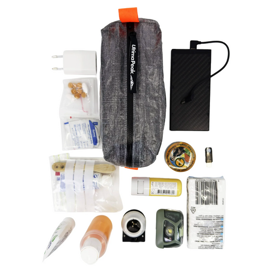 UltimaPeak（ウルティマピーク）AeroStash™（エアロスタッシュ）Dyneema® 超軽量スタッフバッグ 1L パワーバンクポケット付き 13g