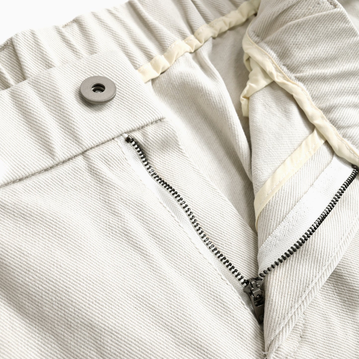 BEYOND RULES BONNOU ウォッシュドワイドデニムパンツ off-white image