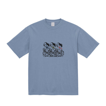 LIVE YOUR OWN WAY Tシャツ acid-blue image