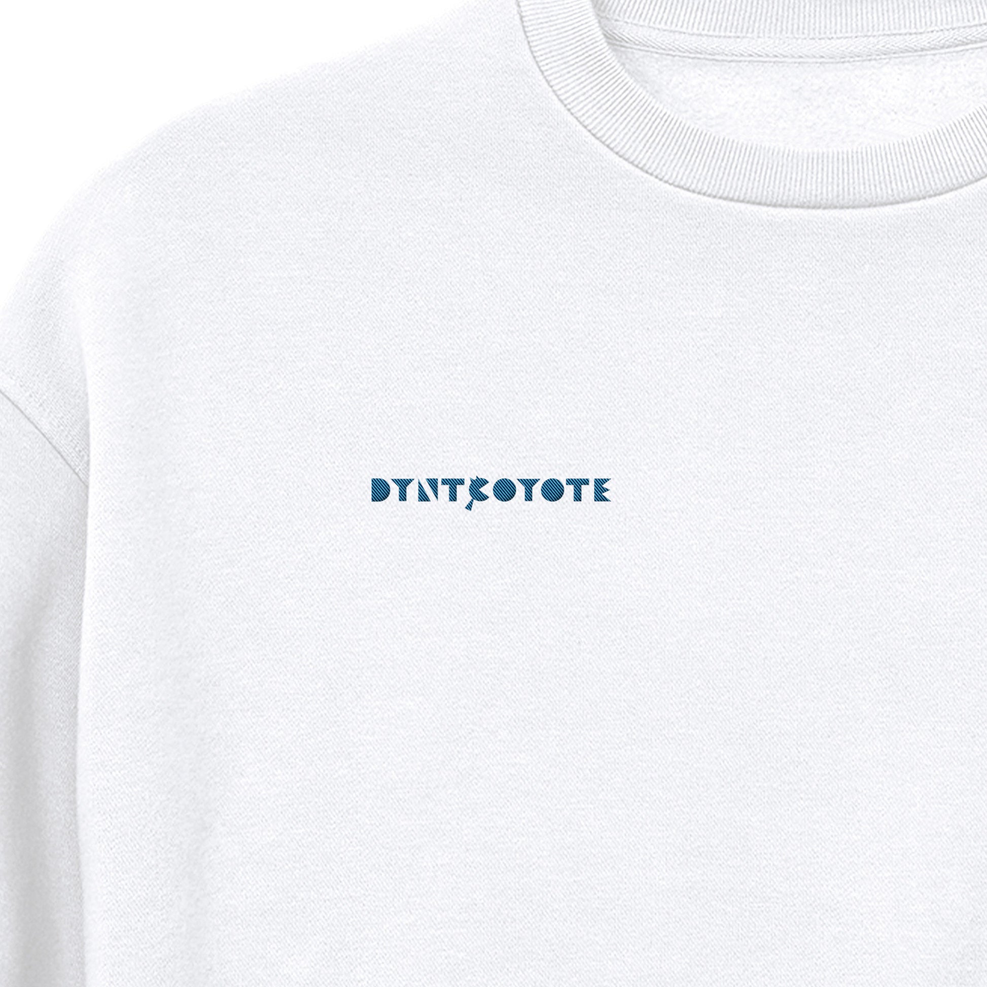 DYNT COYOTE ビッグシルエット スウェットトレーナー（刺繍ロゴ） white image