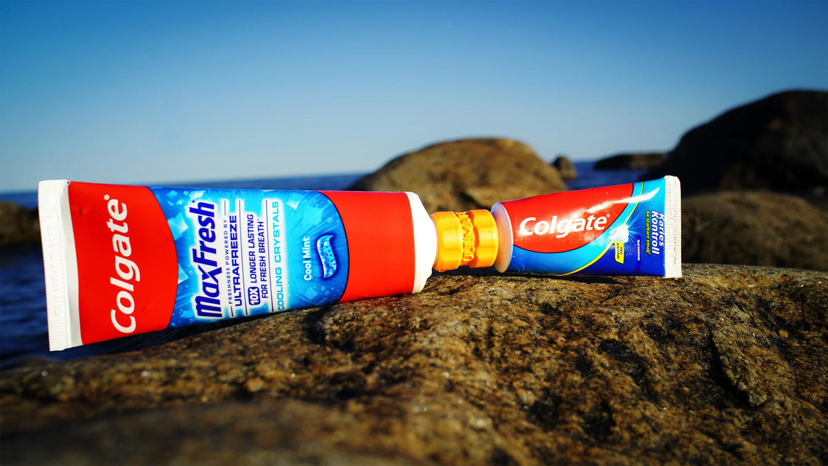 UltimaPeak（ウルティマピーク）PastePort™（ペーストポート）超軽量 歯磨き粉詰め替えアダプター 3.3g アソート