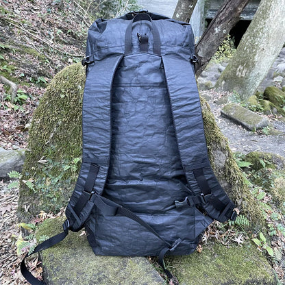 Ajito Fabrics UL Backpack 30L DCF Hybrid 2.92oz Black