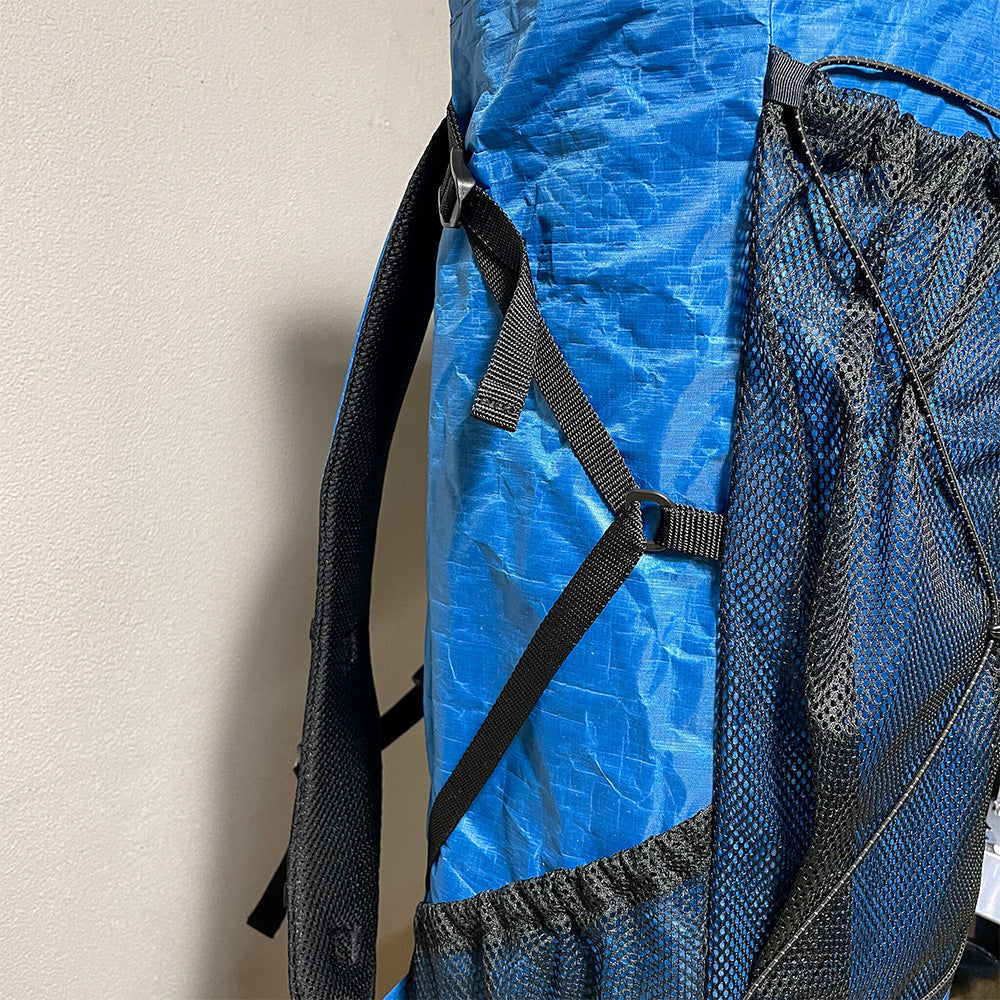 Ajito Fabrics UL Backpack 30L DCF Hybrid 2.92oz Blue