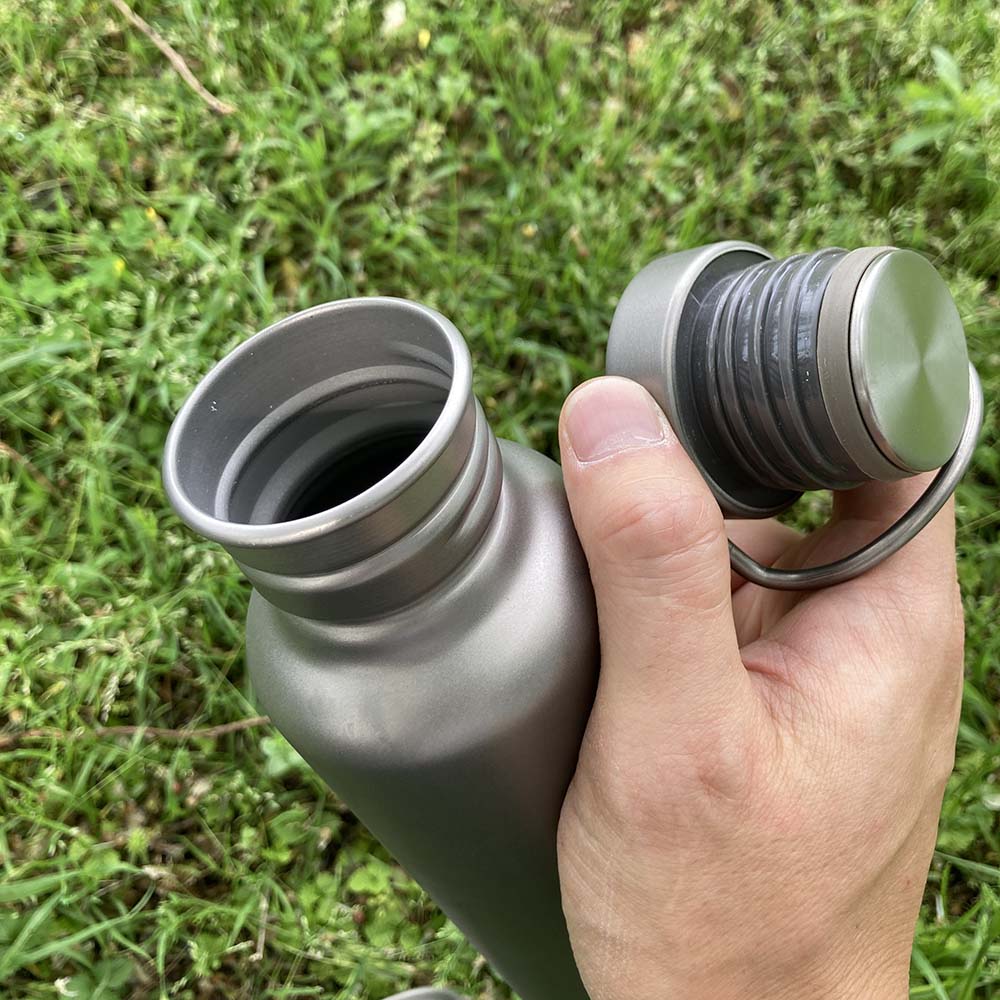 COYOTE CAMP GEAR TITANIUM BOTTLE CUP SET Coyote Camp Gear Titanium Bottle Cup Set Water Bottle 750ml Cup 300ml with Lid Cooker