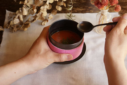 96【KURO】黒染めスリーブカップ｜280ml・保温保冷対応・フェルトスリーブ7色・食洗機対応・日本製