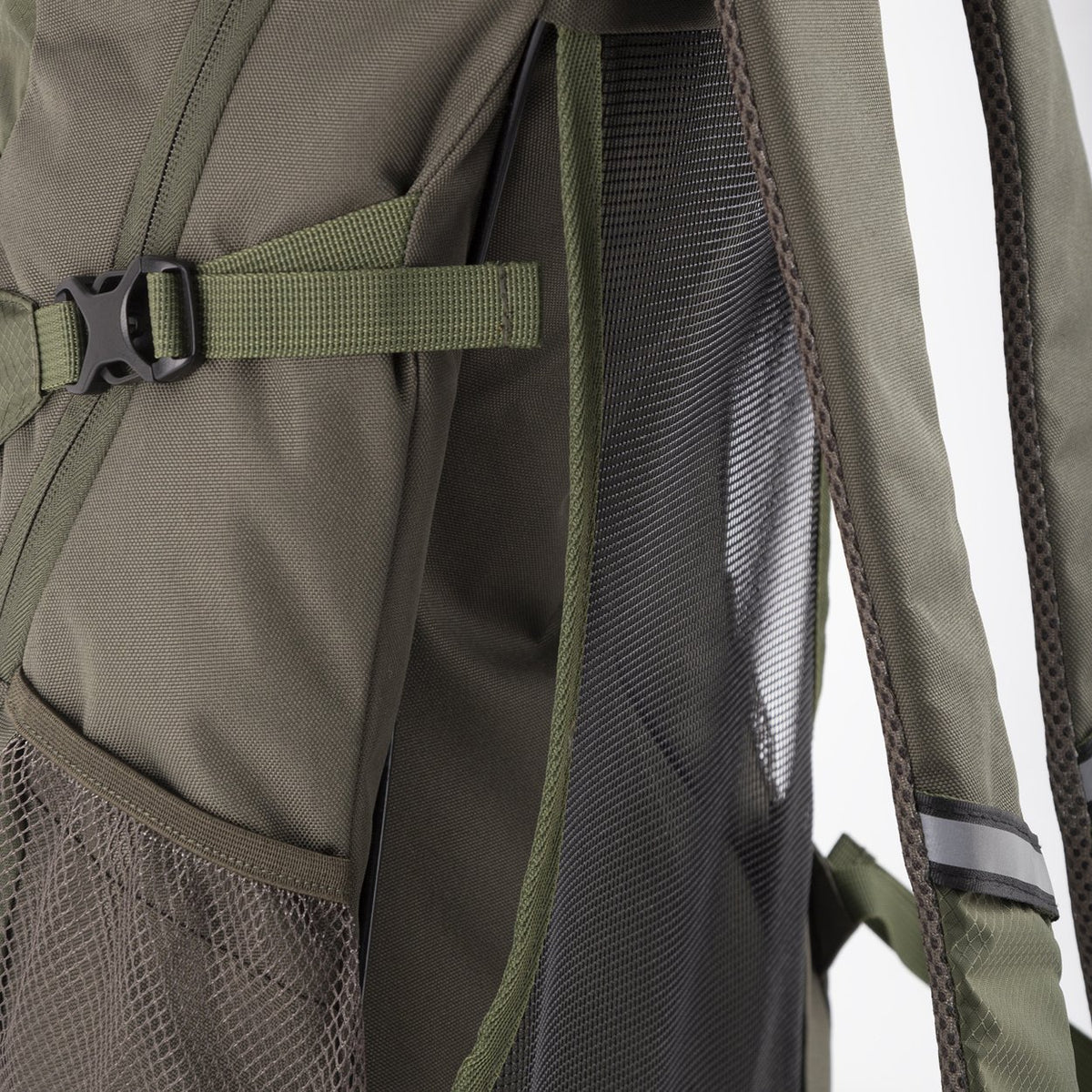 Evolite（エボライト）Dynamic 25L Backpack ダイナミック 25L バックパック｜軽量・トレッキング
