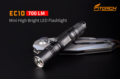 Fitorch EC10 700 LUMENS FLASHLIGHT フィトーチ フラッシュライト 700ルーメン LED