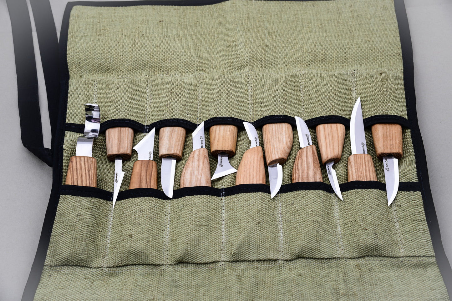 ビーバークラフト ウッドカービングセット ナイフ12本 キャンバスロールツールセット Beaver Craft Wood Carving Set of 12 Knives